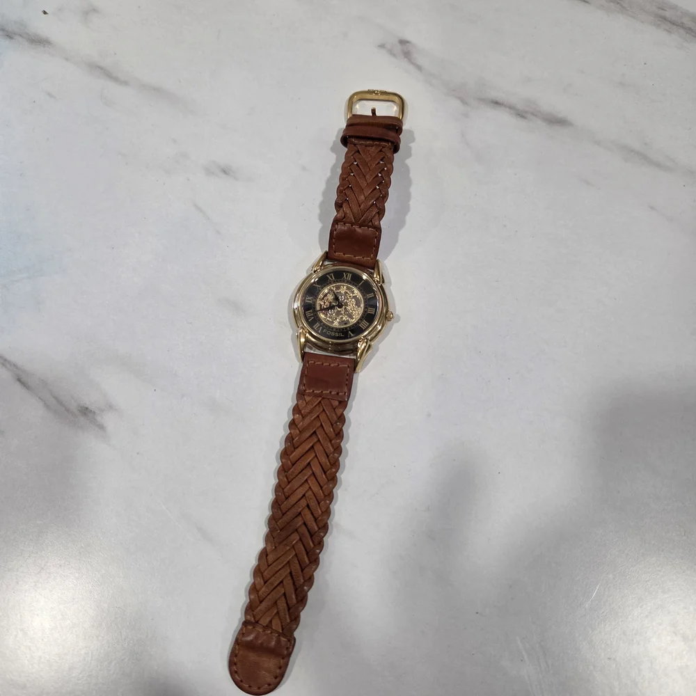 FOSSIL - UNISEX - SKELETON WATCH W/ GENUINE LEATHER BAND - QUARTZ ANALOG SK-4928 - Picture 7 of 8